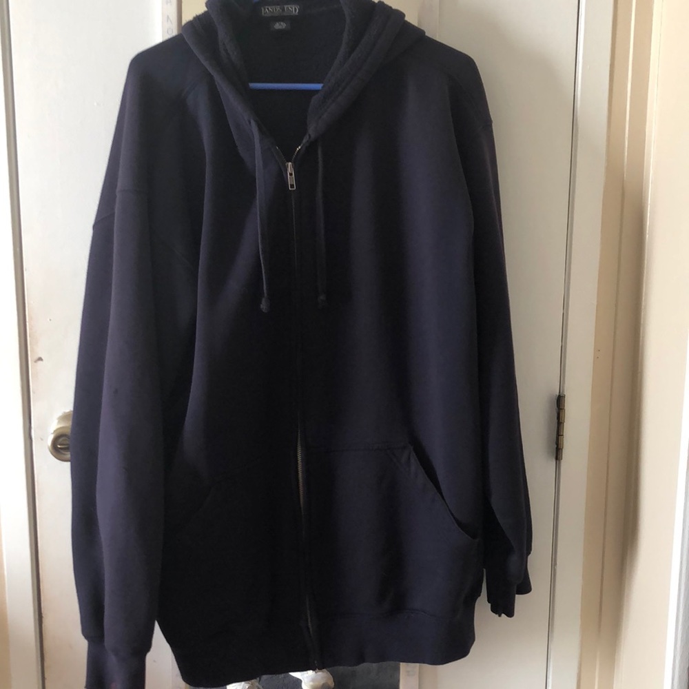 Men’s hoodie jacket Brand: Land’s End Size: XXL Color: Black